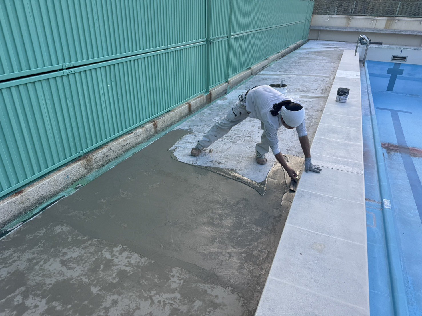 東京都足立区／中学校プール／左官工事 施工写真