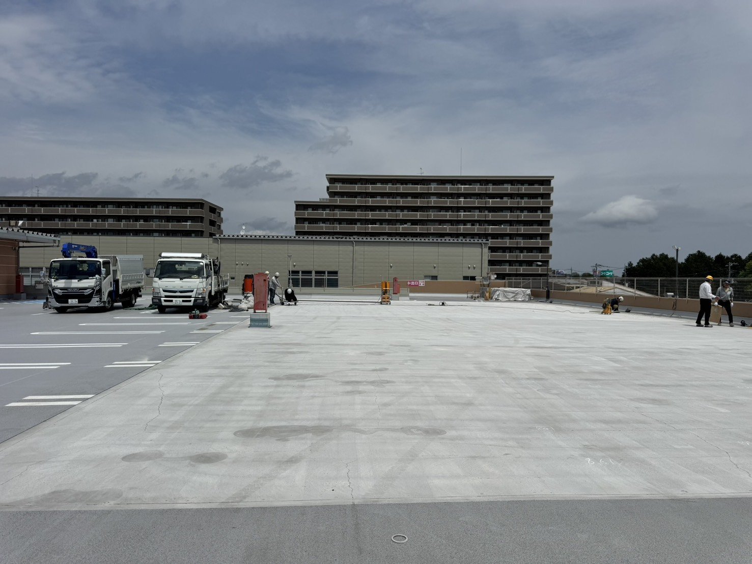 茨城県水戸市／商業施設屋上／剥離工事の施工写真
